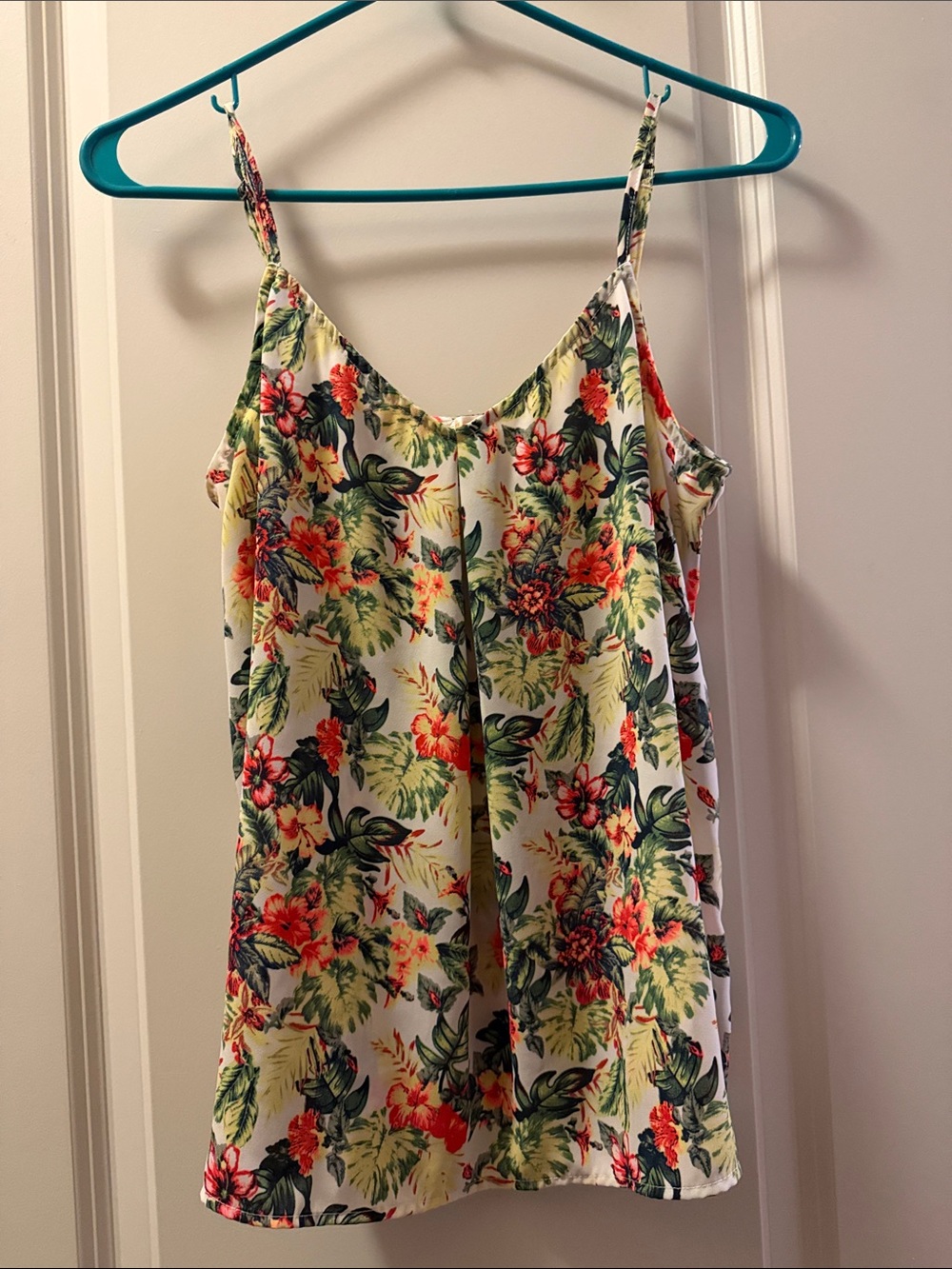 Skies Are Blue Tropical Floral Spaghetti Strap Camisole in Multi-Color